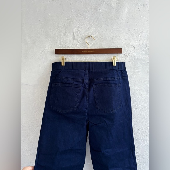 Universal standard ComfortDenim Bootcut Jeans - Picture 8 of 11